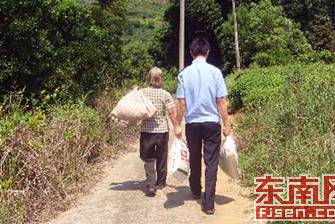 爱心接力 派出所连续5年慰问孤寡老人