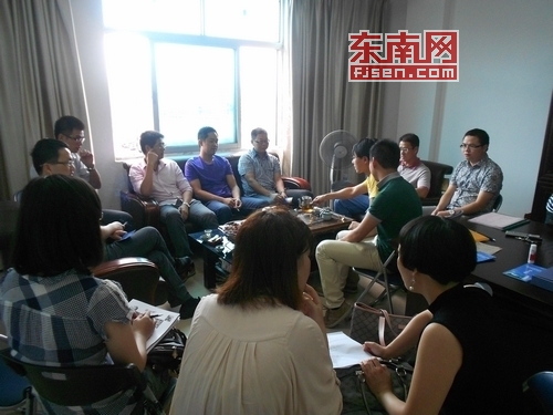 团区委组织ybc导师开展巡诊为创业青年答疑解惑