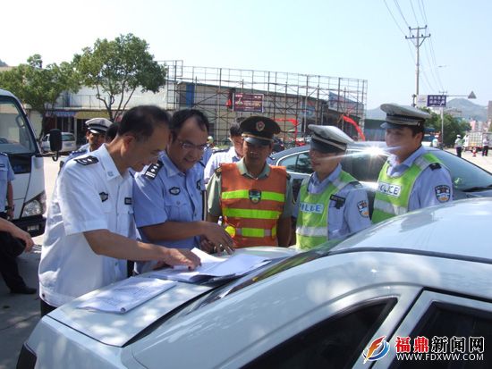 省交警总队崔宗建总队长一行深入福鼎督查货运车辆与渣土车专项整治工作