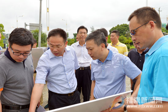 刘振辉,包江苏调研市重点项目暨督查土地储备"安征迁"