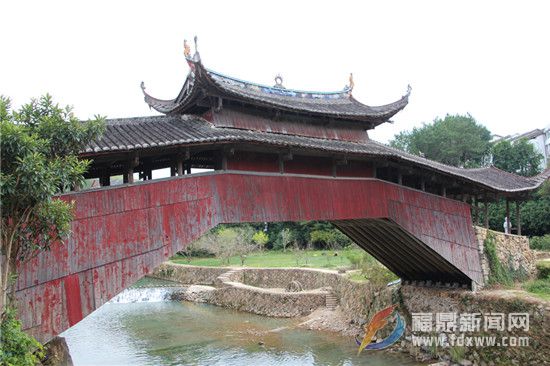 泰顺泗溪廊桥.jpg