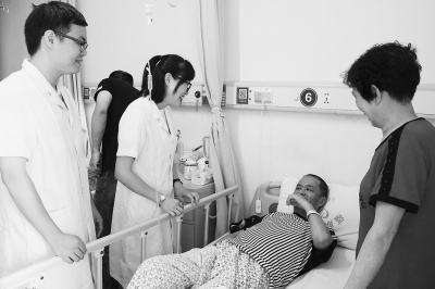 福鼎市医院社会服务室：  患者有困难，我们来帮忙！