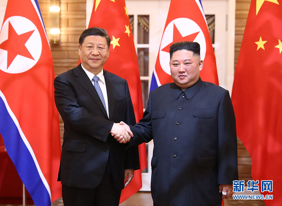 习近平同朝鲜劳动党委员长、国务委员会委员长金正恩举行会谈