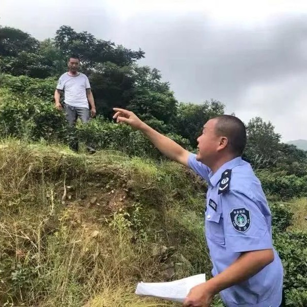 佳阳：常态化巡山管控源头，强化破坏森林资源行为的打击力度