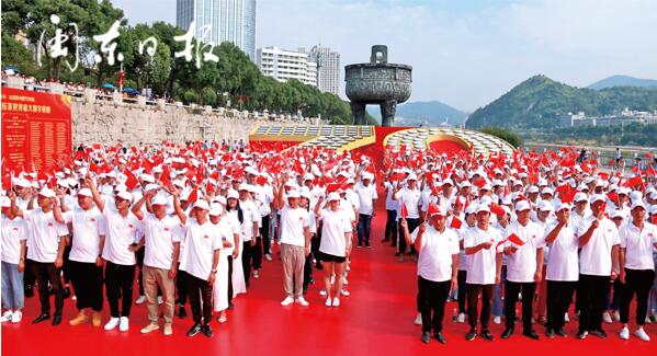 福鼎：百企匠心 礼献新中国70华诞