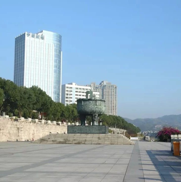 今日份文明与不文明，快来看看你在镜头里吗？