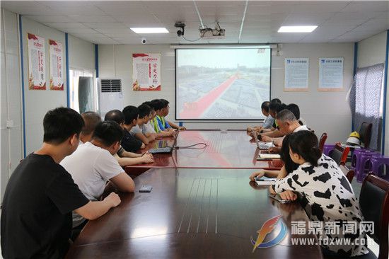 铆足干劲推进项目建设——习近平“七一”讲话引发热烈反响