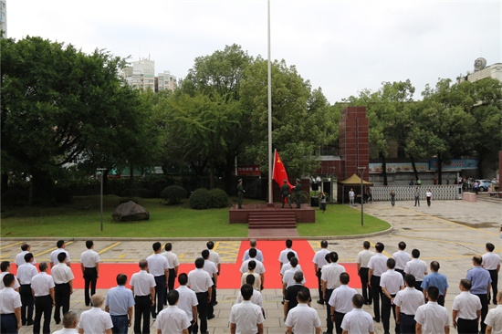 福鼎市隆重举行国庆升国旗仪式