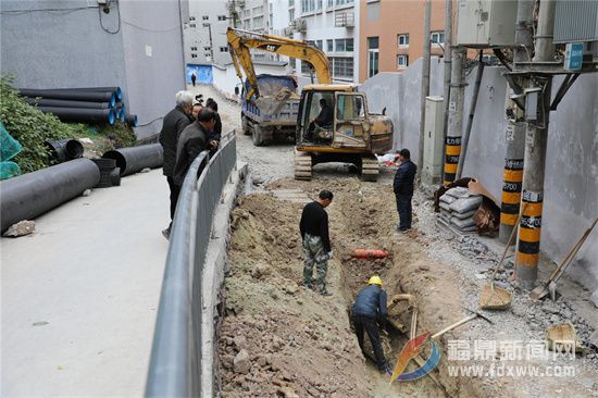 桐山街道福全社区：道路提升改造 百姓齐“点赞”