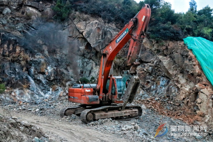 嵛山镇环岛公路项目有序推进