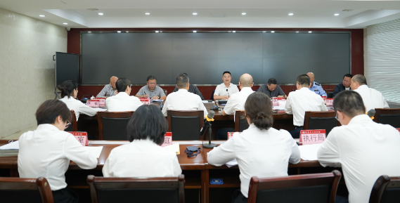 市政府与市法院联席会议召开 以法治之力护航高质量发展