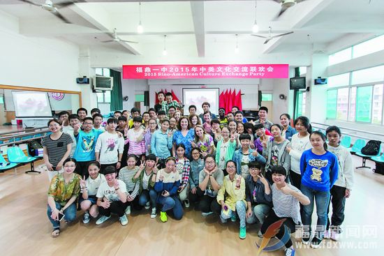 2015年 5月，美国大学生实践队来到福鼎一中2.JPG