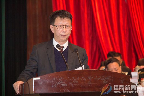 市长包江苏作《政府工作报告》 (2).jpg 市长包江苏作《政府工作报告》 (2).jpg