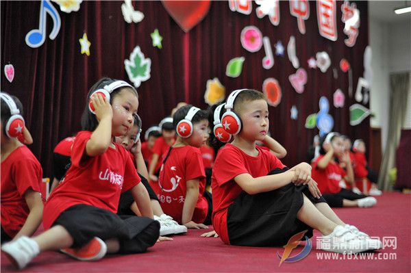 文艺演出 (6).jpg