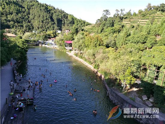 唐阳村：醉美度假山庄 郭文斌 摄.jpg