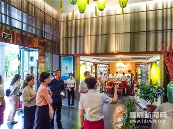 浙江省贸促会调研组莅临品品香企业调研.jpg