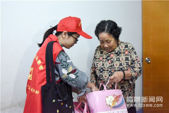 赠送慰问品 (3).jpg