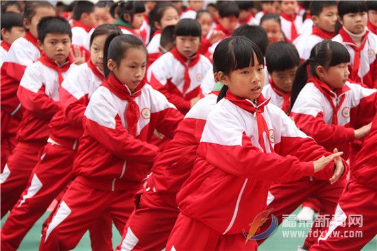 “大课间”方阵表演 (9).jpg