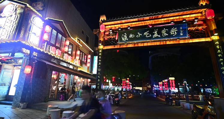 网罗福鼎美食，畅饮夏日啤酒，2023福鼎啤酒美食节暨八闽美食嘉年华即将来袭！8月11日-15日，相约桐江溪畔。